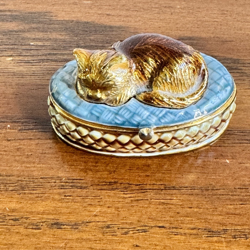 Monet Kitty Cat Cloisonné Enamel Keepsake Trinket Box Kitten